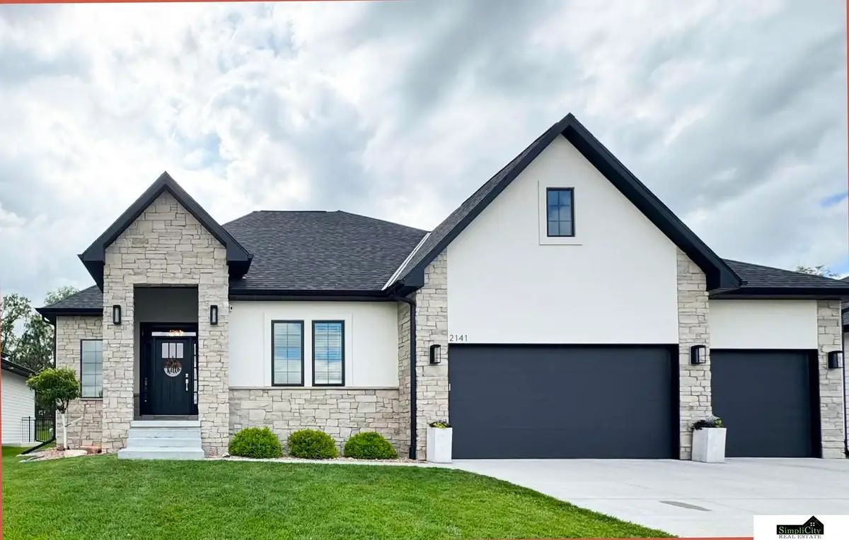2141 Big Timber Road, Lincoln, NE 68520 - #1