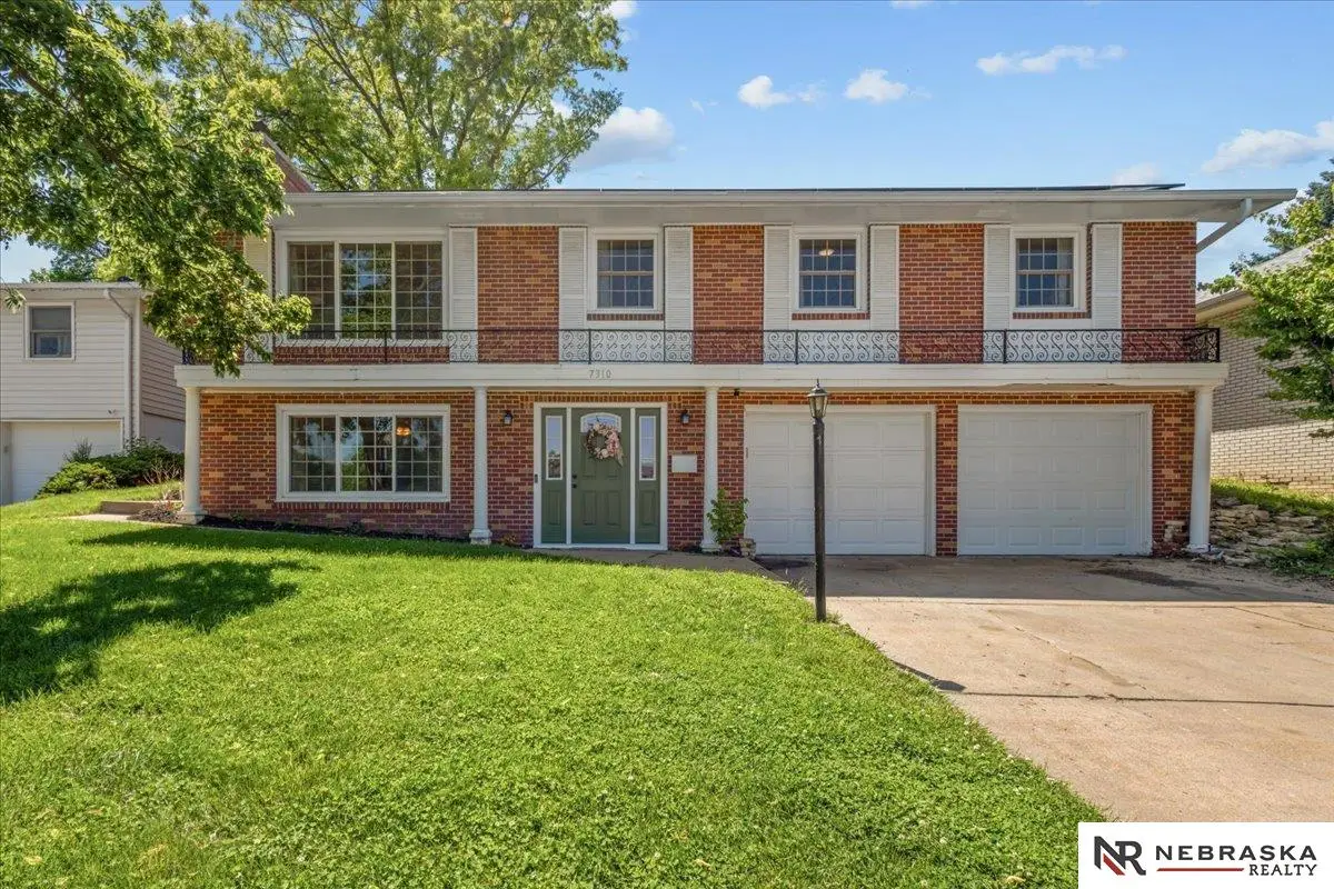 7310 N 39th Terrace, Omaha, NE 68112 - #1