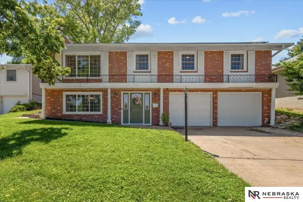 7310 N 39th Terrace, Omaha, NE 68112