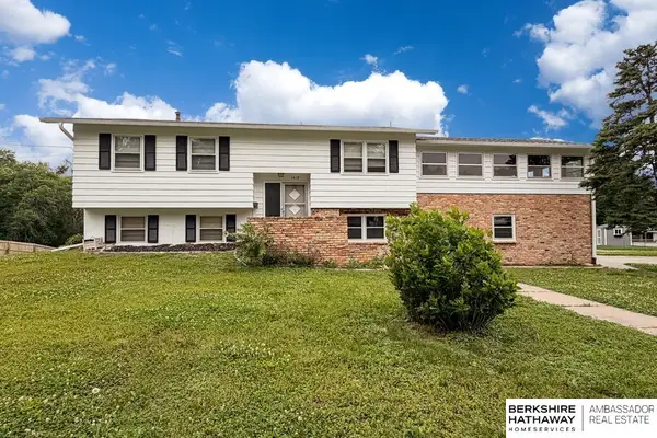 1418 Fairfax Road, Bellevue, NE 68005