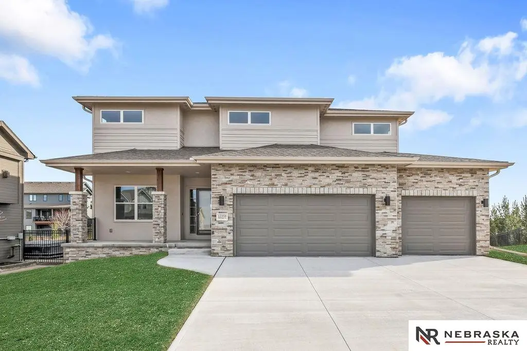 12359 Elk Ridge Circle, Papillion, NE 68046 - #1