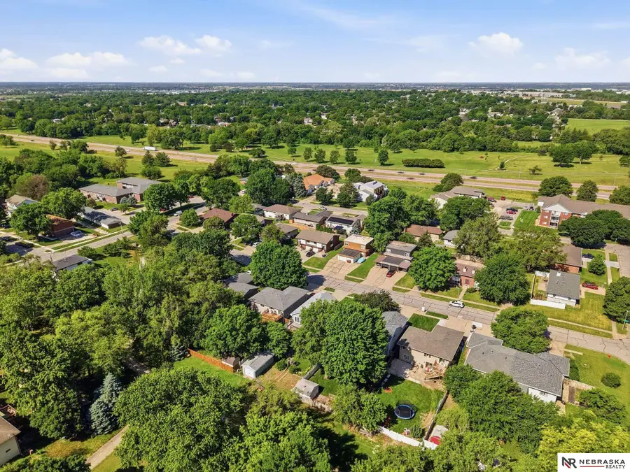 4008 N 8th Street, Lincoln, NE 68521 - #3