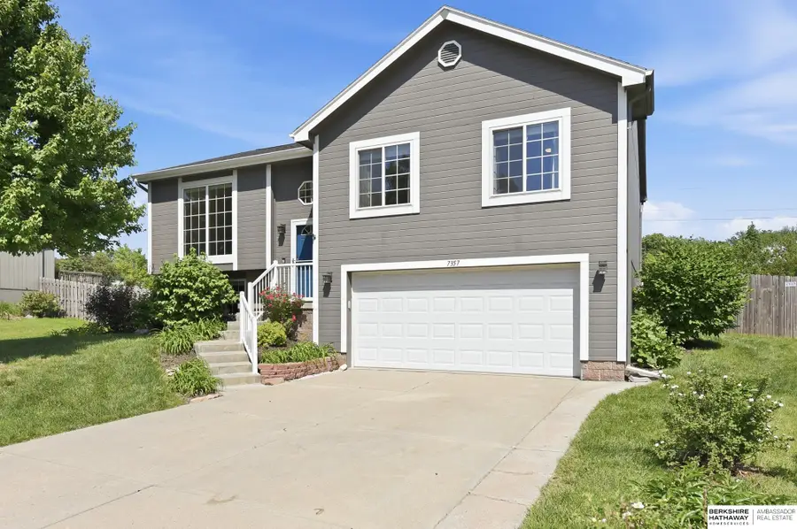 7357 N 73rd Street, Omaha, NE 68122 - #2