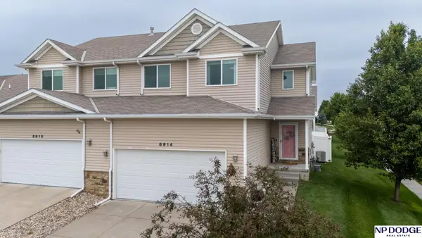 8914 Blacksmith Court, Lincoln, NE 68507