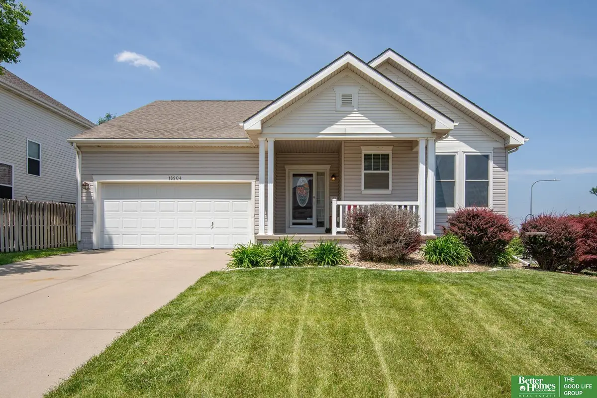 18904 Howe Street, Omaha, NE 68130 - #1