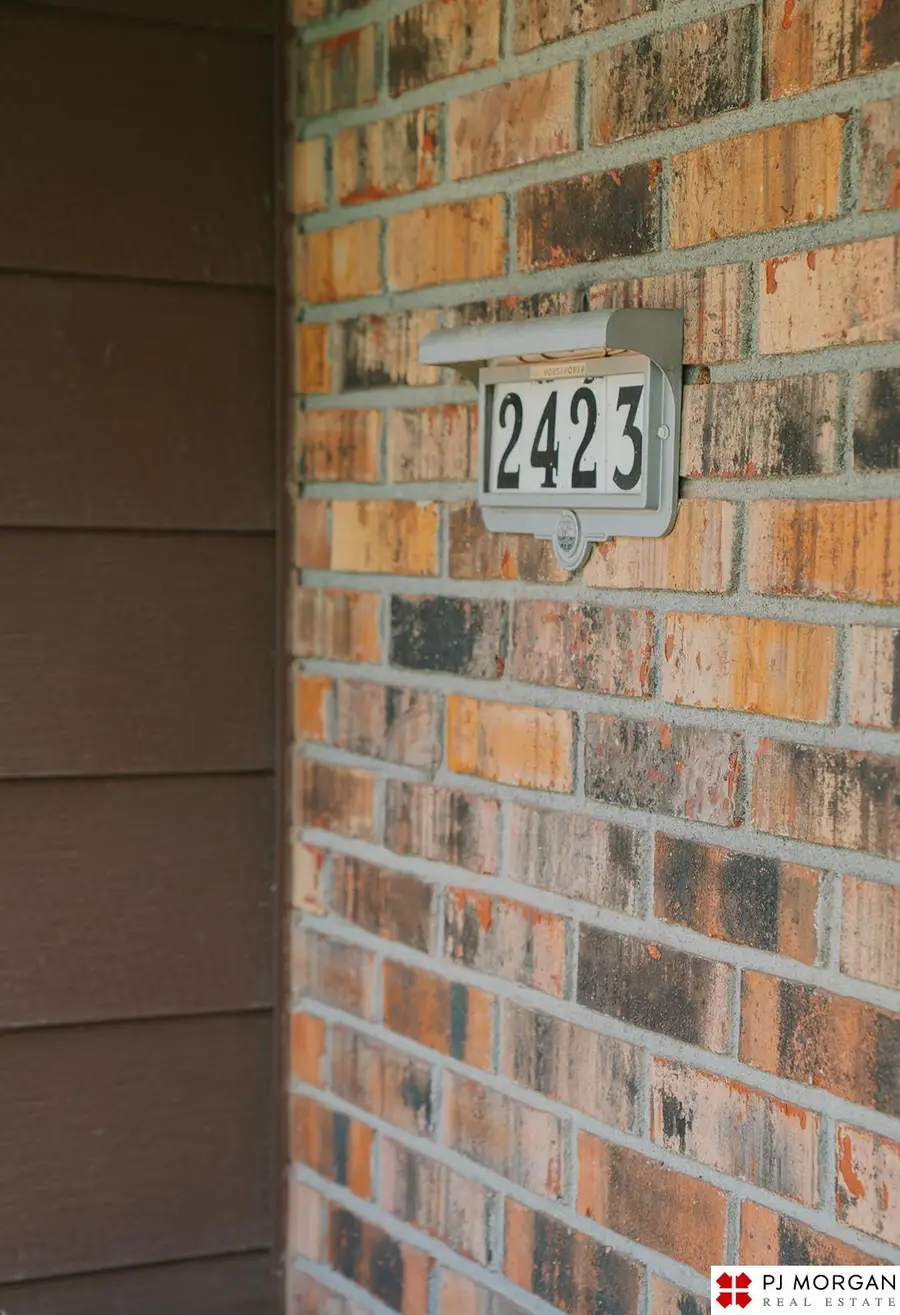 2423 N 100 Street, Omaha, NE 68134 - #3