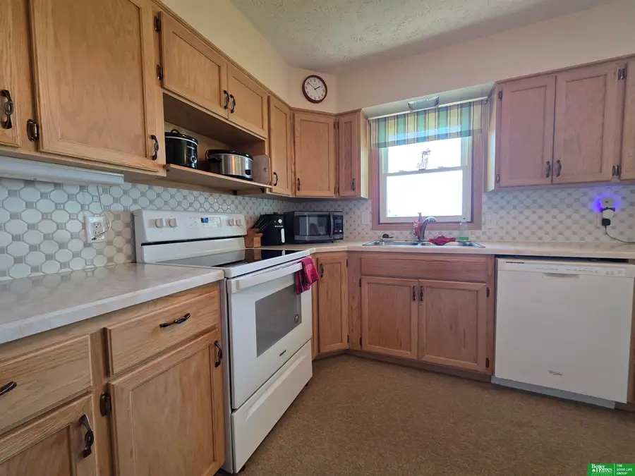 822 W Nobes Road, York, NE 68467 - #2