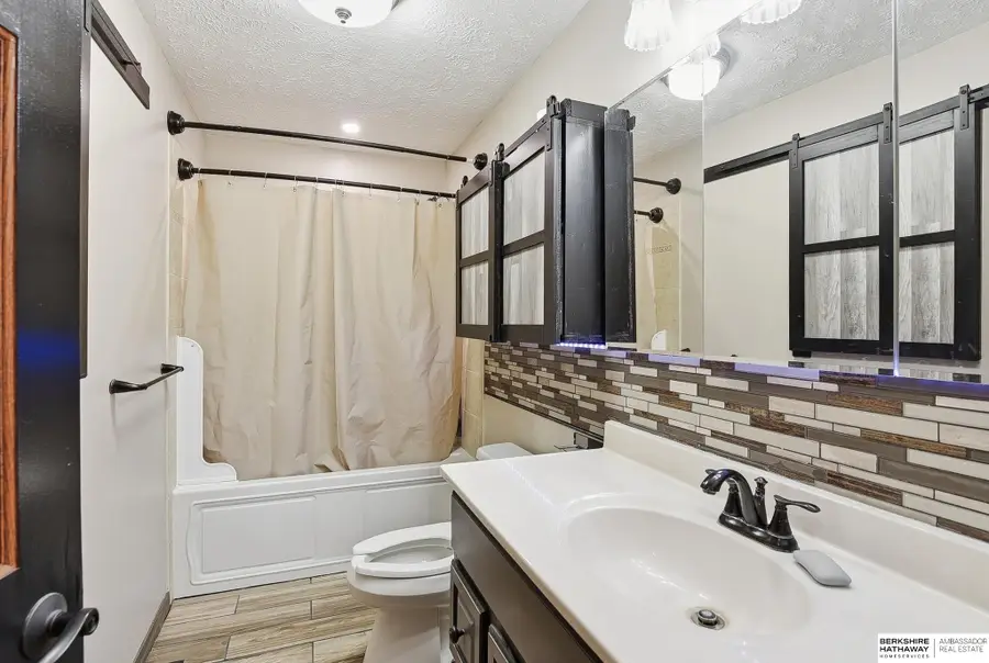 6111 S 136th Circle, Omaha, NE 68137 - #2