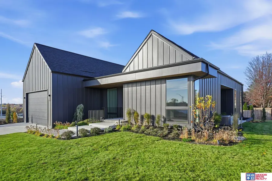 8440 Birkett Place, Lincoln, NE 68516 - #2
