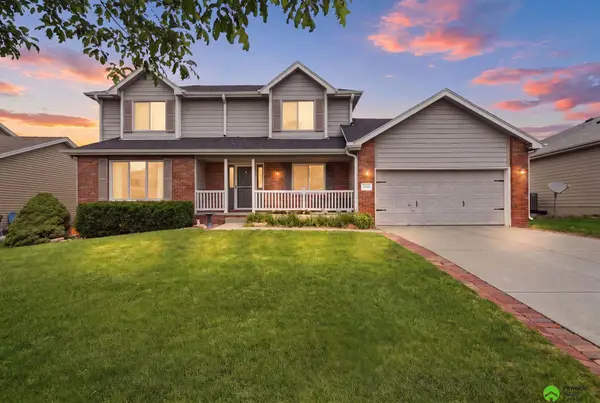 3730 El Paso Drive, Lincoln, NE 68516