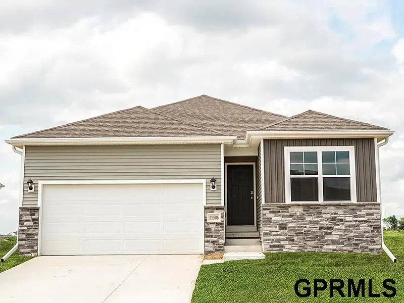 11973 S 114th Avenue, Papillion, NE 68046 - #1