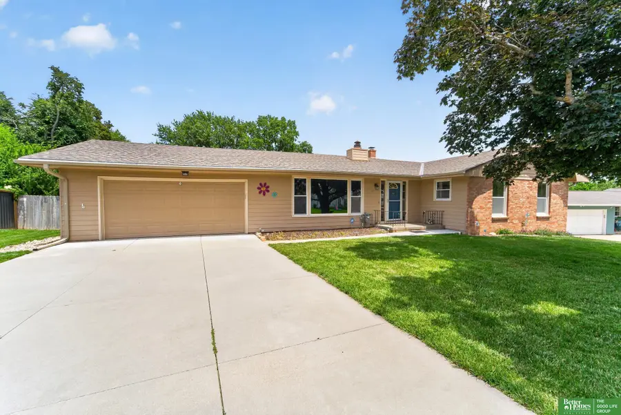 10320 Hilltop Road, Omaha, NE 68134 - #2