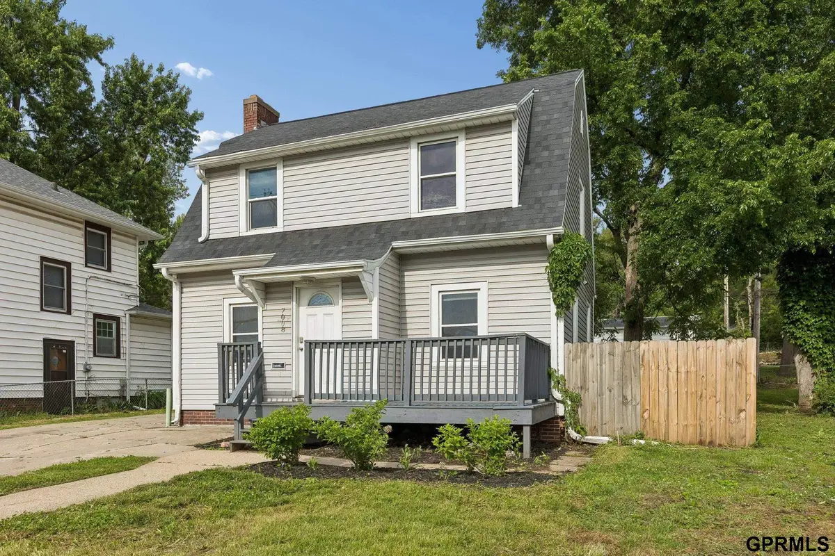 7008 N 30th Street, Omaha, NE 68112 - #1