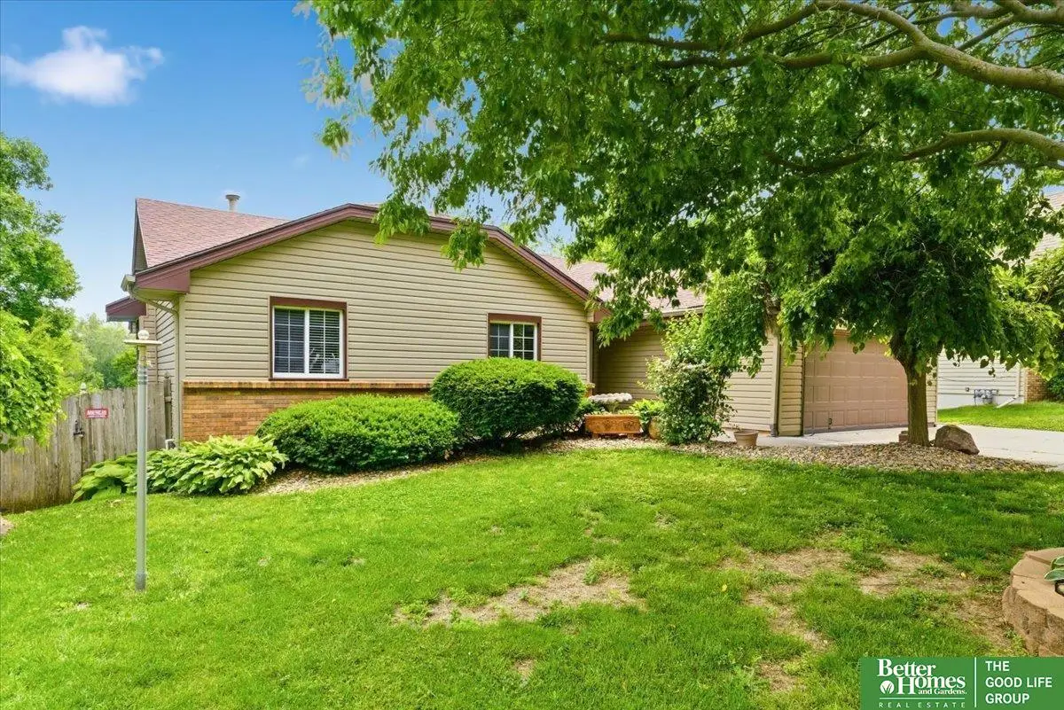 9121 Washington Street, Omaha, NE 68127 - #1