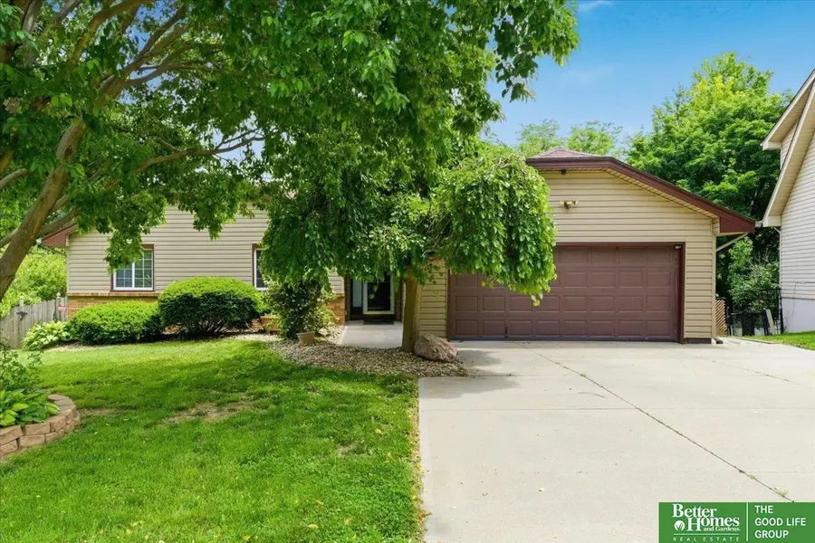 9121 Washington Street, Omaha, NE 68127 - #2
