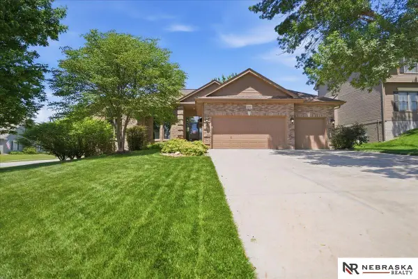 17634 Jefferson Street, Omaha, NE 68135