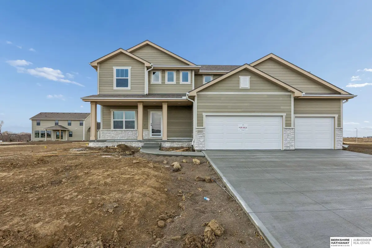 20819 Nebraska Avenue, Elkhorn, NE 68022 - #1