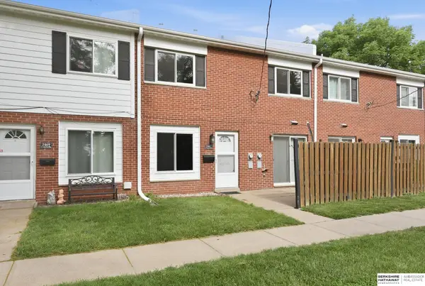 2467 S 3rd Street Plaza, Omaha, NE 68108