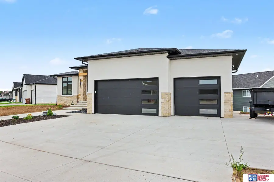 7222 N 49th Street, Lincoln, NE 68521 - #2