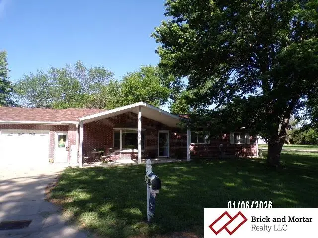 203 S 16 Street, Wymore, NE 68466 - #2