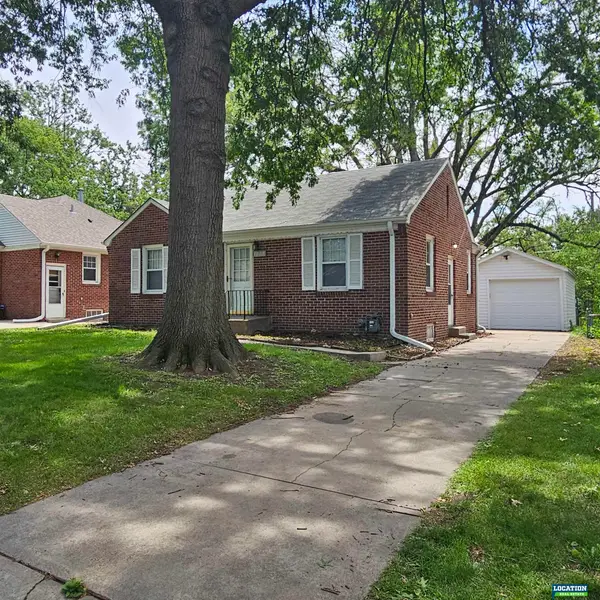 4025 Everett Street, Lincoln, NE 68506
