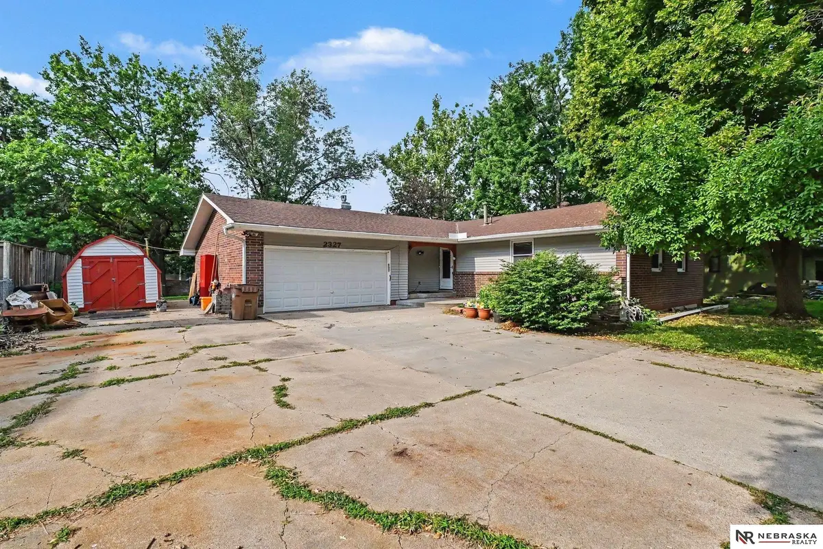 2327 S Canterbury Lane, Lincoln, NE 68512 - #1