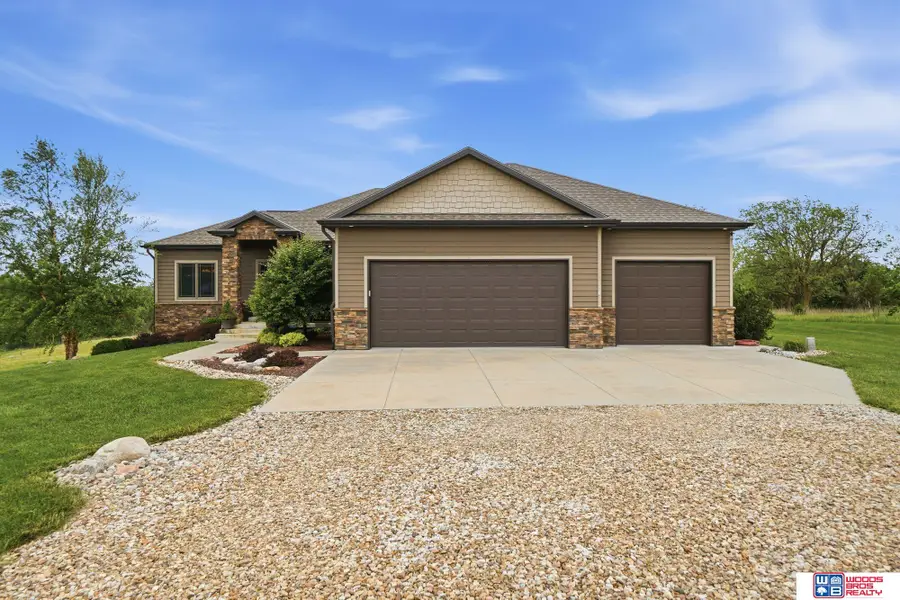 17550 Red Sunset Court, Bennet, NE 68317 - #2