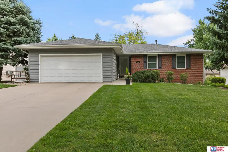 6111 Fleetwood Drive, Lincoln, NE 68516 - #3