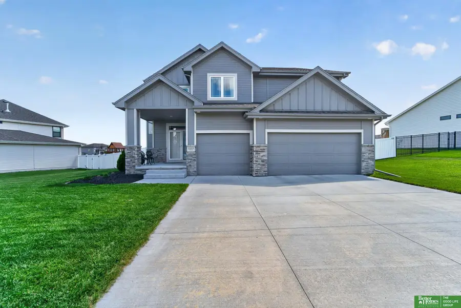 21819 G Street, Elkhorn, NE 68022 - #3