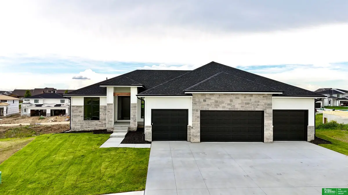 6517 S 214th Street, Elkhorn, NE 68022 - #1