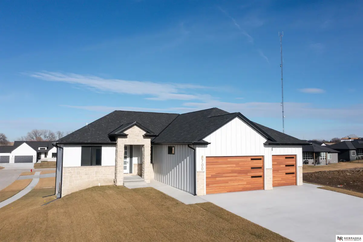 8700 Honeybee Lane, Lincoln, NE 68526 - #1