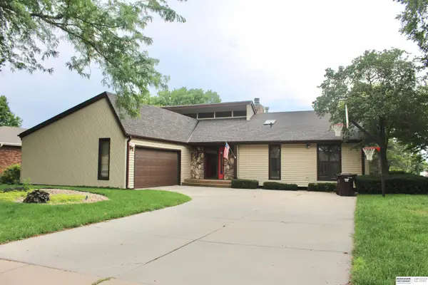 3421 S 76th Street, Lincoln, NE 68506