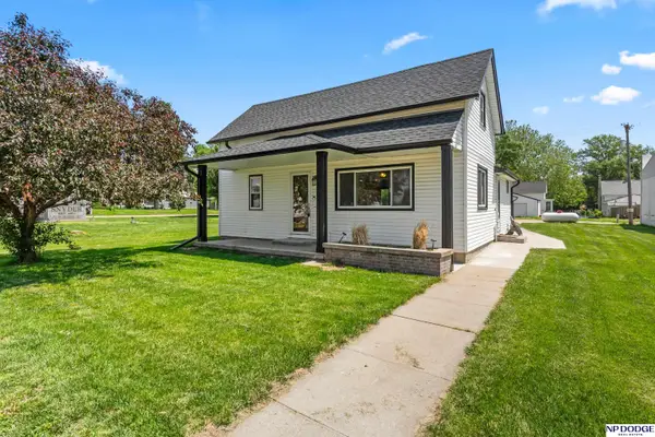 308 Rangeline Road, Snyder, NE 68664