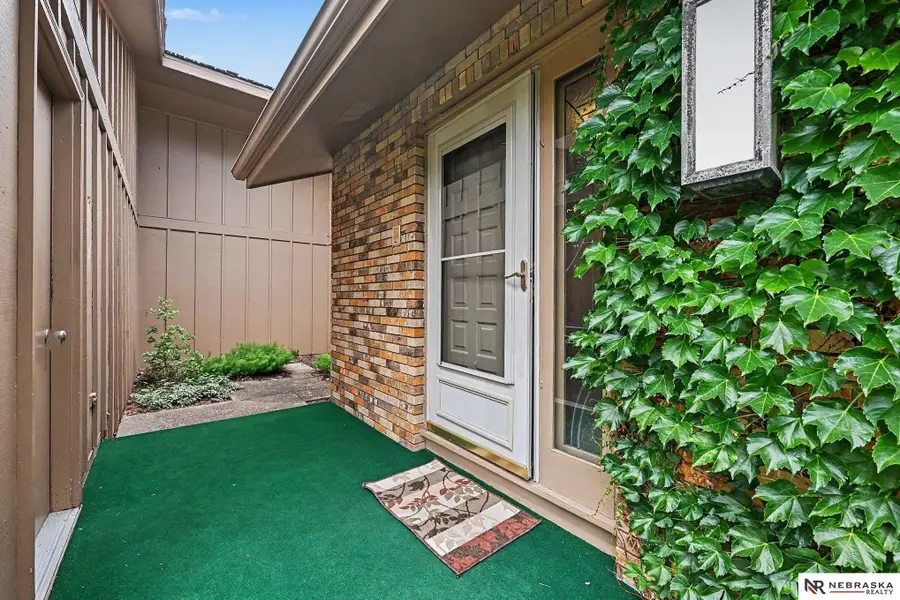 10262 Fieldcrest Drive, Omaha, NE 68114 - #3