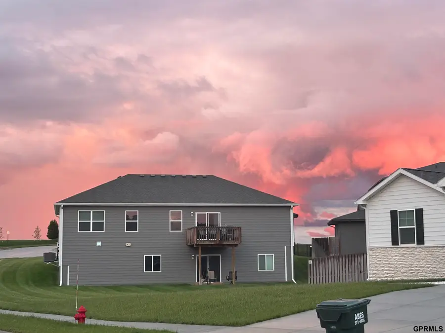 680 N 11th Circle, Springfield, NE 68059 - #2