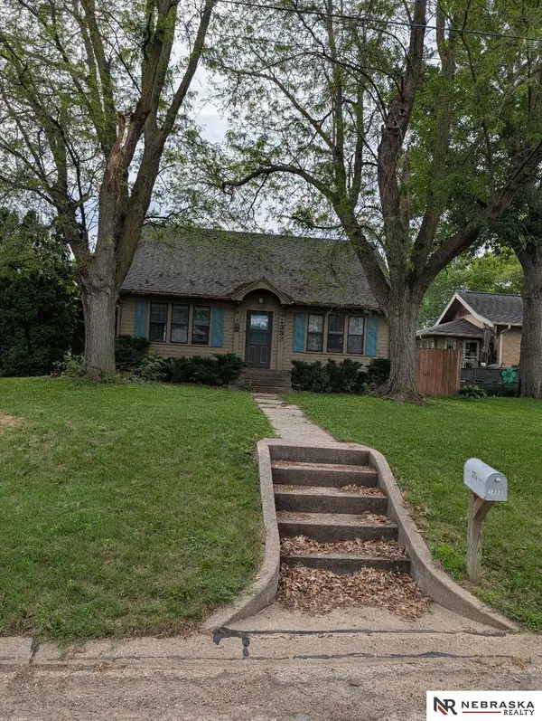 1333 N Pine Street, Wahoo, NE 68066