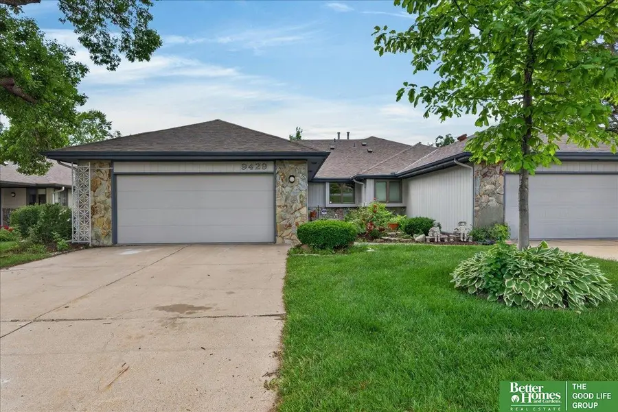 9429 Parker Street, Omaha, NE 68114 - #2