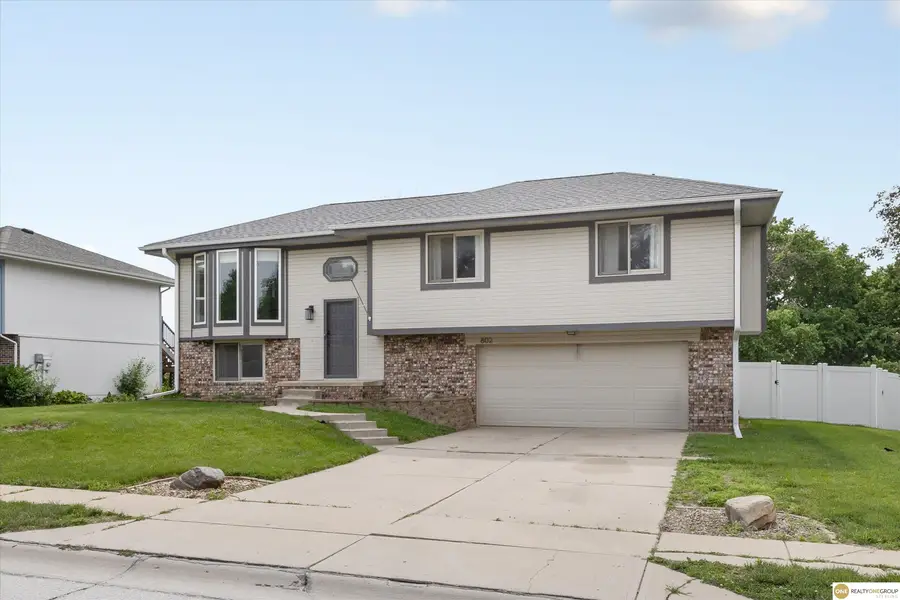 802 Fort Street, Papillion, NE 68046 - #3