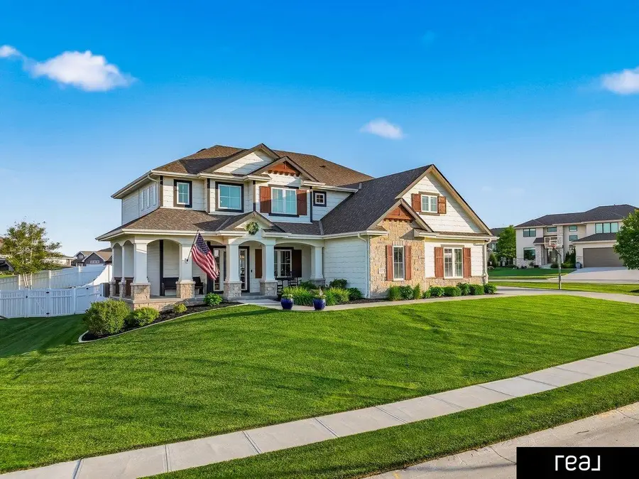 21825 H Street, Elkhorn, NE 68022 - #2