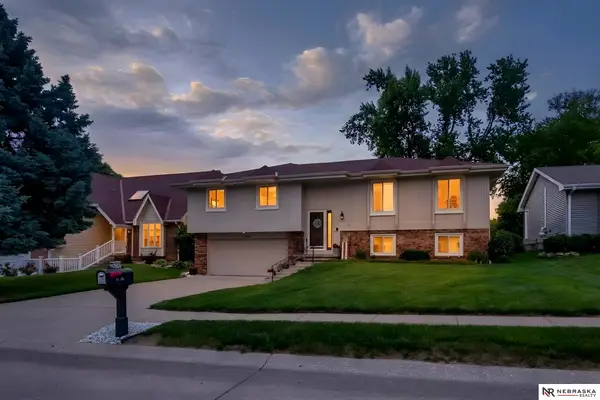 15268 Pepperwood Drive, Omaha, NE 68154