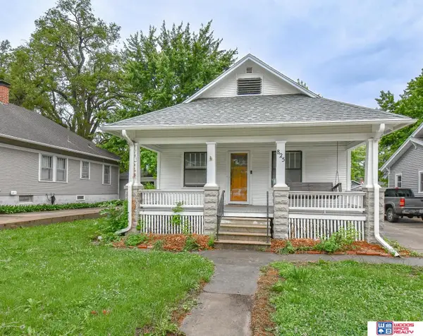 825 S 34th Street, Lincoln, NE 68510