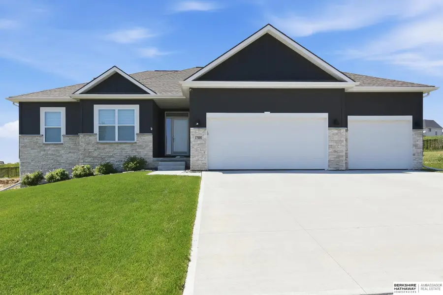 17005 Daniel Street, Bennington, NE 68007 - #2