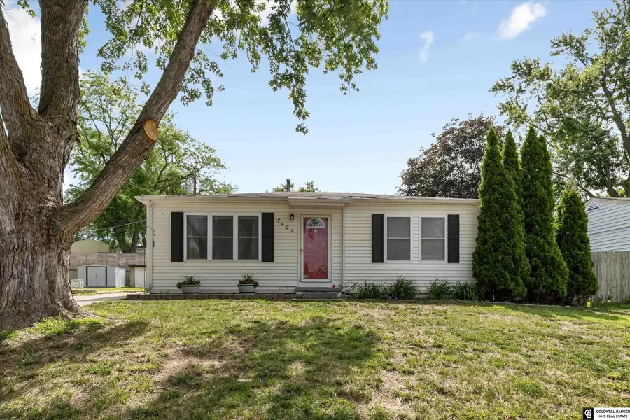 7401 S 41 Street, Bellevue, NE 68147 - #2