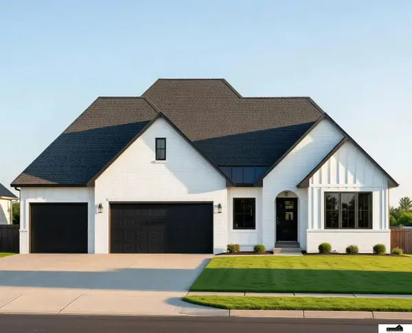 8831 Honeybee Lane, Lincoln, NE 68526