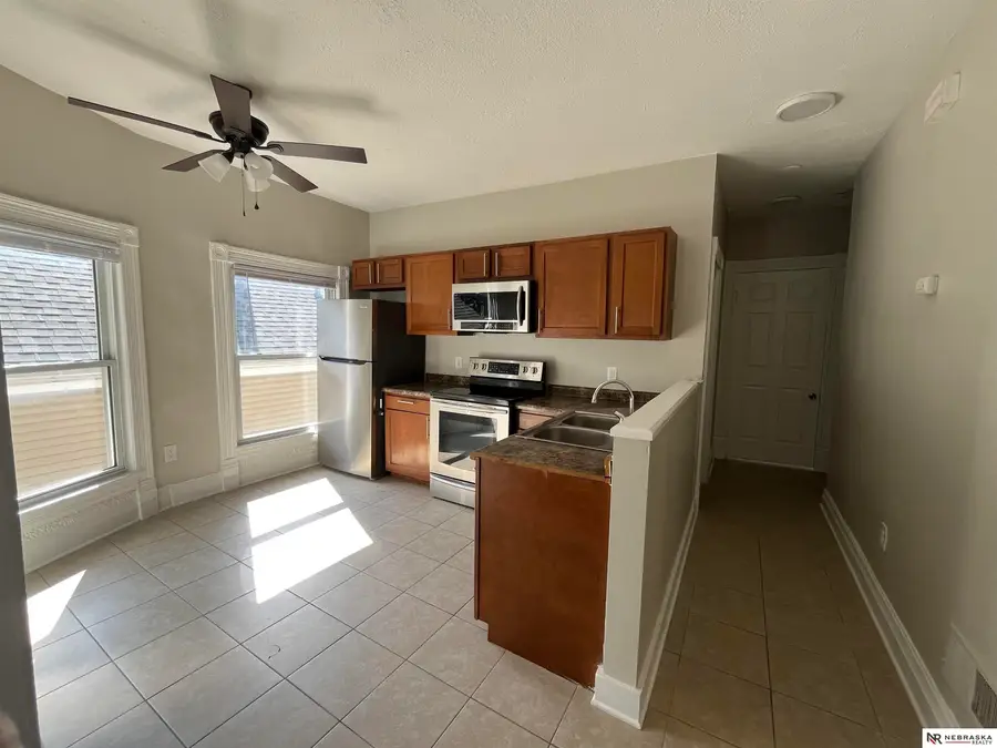 1050 S 29th Street, Omaha, NE 68105 - #3