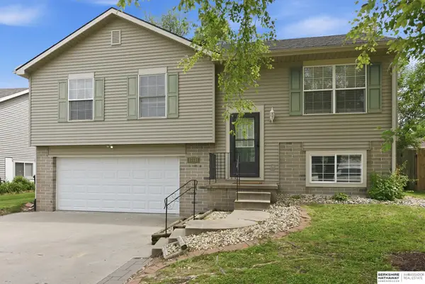 17711 Josephine Street, Omaha, NE 68136
