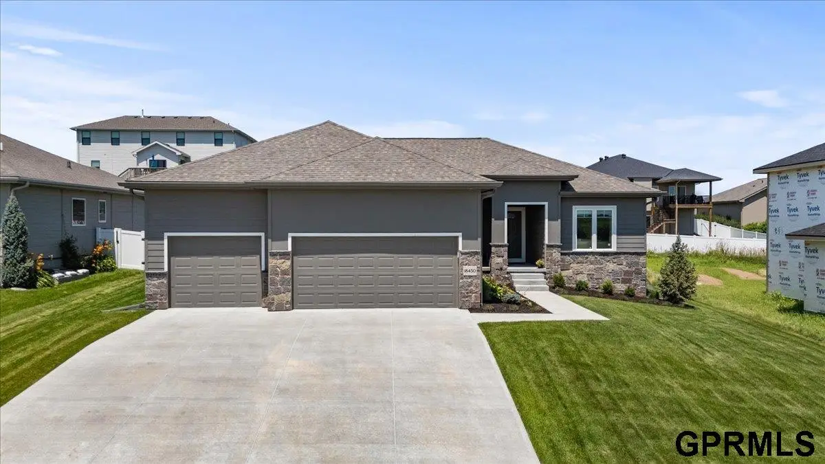 18450 Greenleaf Street, Omaha, NE 68136 - #1