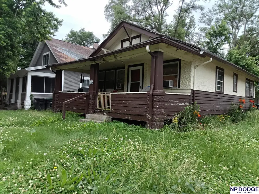 2725 Fort Street, Omaha, NE 68111 - #2