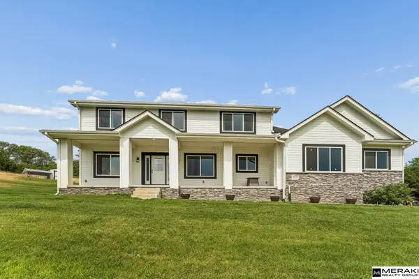 10270 Crystal Lake Drive, Blair, NE 68008