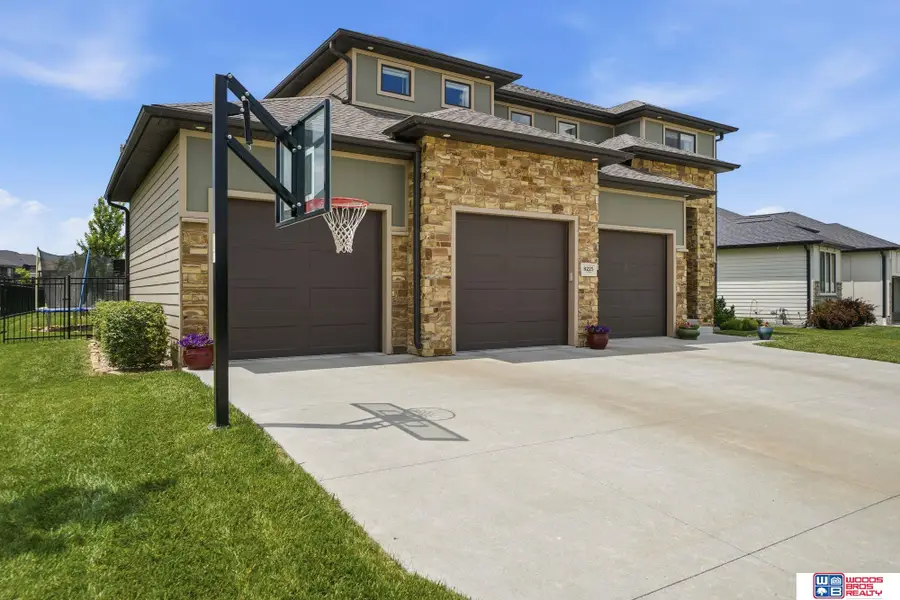 8225 S 97th Street, Lincoln, NE 68526 - #3